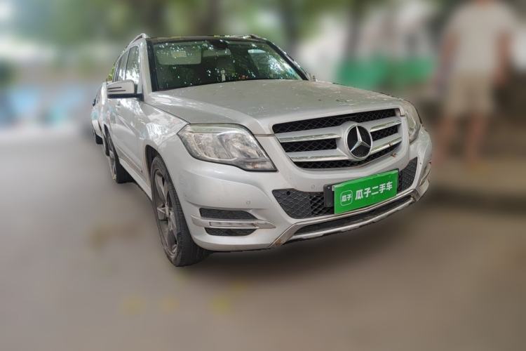 Used Mercedes-Benz GLK-Class 2013 GLK 300 4MATIC Dynamic Sunroof Model Front Right 45 Deg