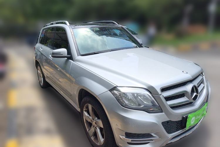 Used Mercedes-Benz GLK-Class 2013 GLK 300 4MATIC Dynamic Edition Front Right 45 Deg