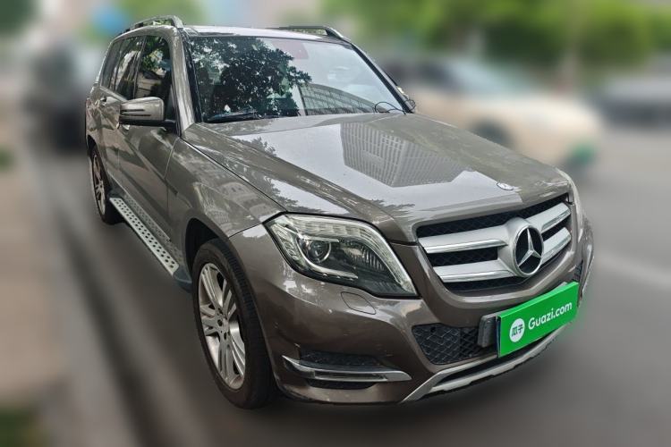 Used Mercedes-Benz GLK-Class 2013 GLK 300 4MATIC Fashion Model Front Right 45 Deg