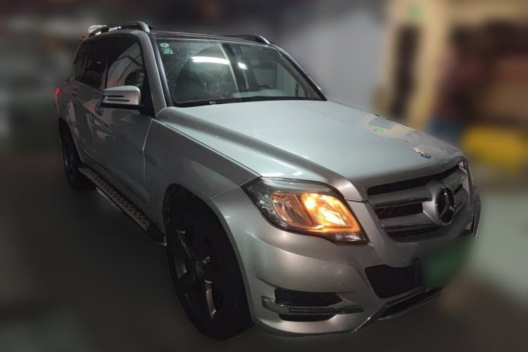 Used Mercedes-Benz GLK-Class 2013 GLK 300 4MATIC Dynamic Sunroof Model Front Right 45 Deg