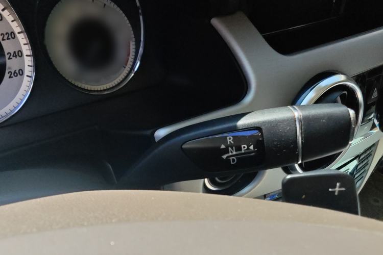 Used Mercedes-Benz GLK-Class 2013 GLK 300 4MATIC Fashion Model Gear Lever