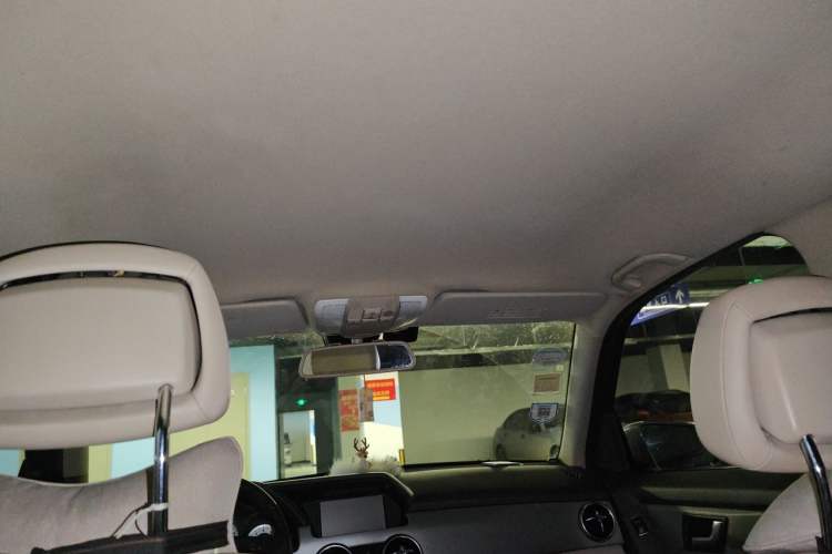 Used Mercedes-Benz GLK-Class 2013 GLK 300 4MATIC Dynamic Edition Headliner