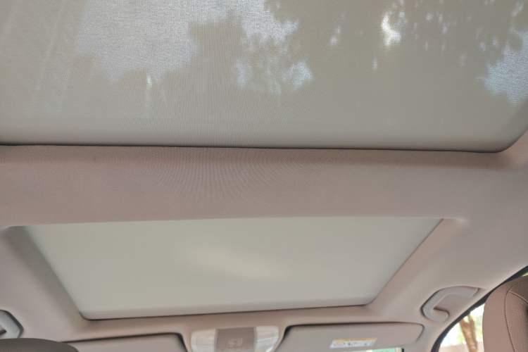 Used Mercedes-Benz GLK-Class 2013 GLK 300 4MATIC Dynamic Sunroof Model Headliner