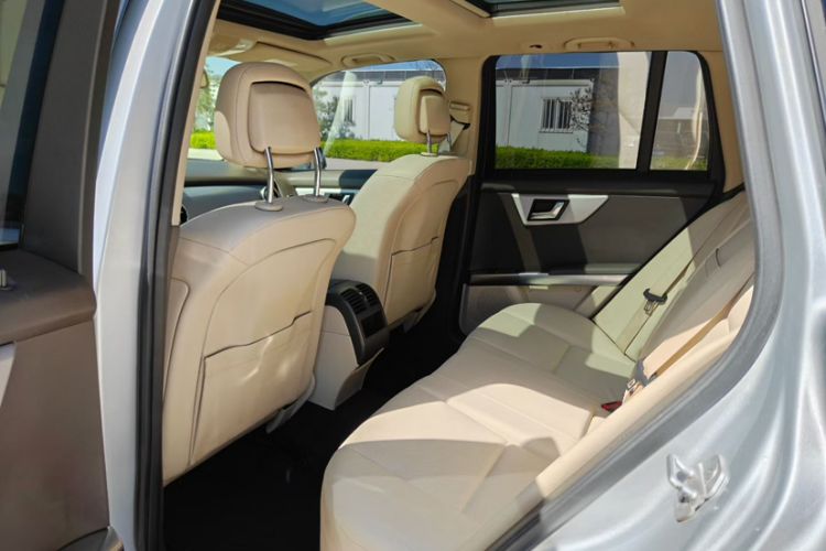 Used Mercedes-Benz GLK-Class 2013 GLK 300 4MATIC Fashion Model Interior 5