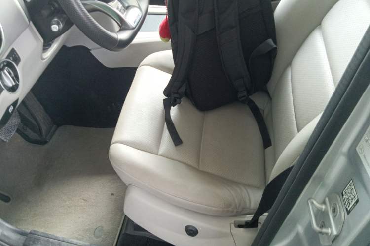 Used Mercedes-Benz GLK-Class 2013 GLK 300 4MATIC Dynamic Sunroof Model Left Front Seat
