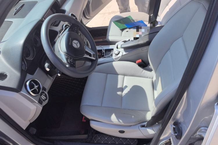 Used Mercedes-Benz GLK-Class 2013 GLK 300 4MATIC Dynamic Edition Left Front Seat