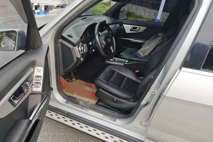 Used Mercedes-Benz GLK-Class 2013 GLK 300 4MATIC Fashion Model Left Front Seat