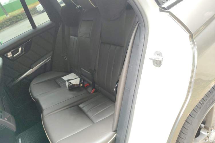 Used Mercedes-Benz GLK-Class 2013 GLK 300 4MATIC Luxury Model Left Rear Seat