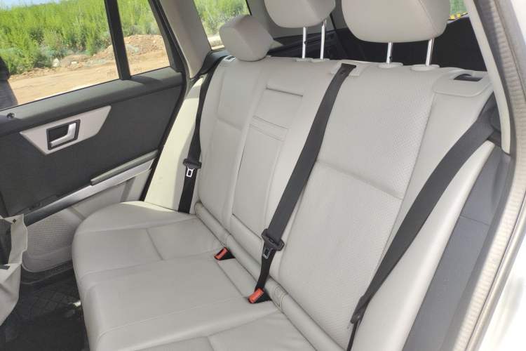 Used Mercedes-Benz GLK-Class 2013 GLK 300 4MATIC Dynamic Edition Left Rear Seat
