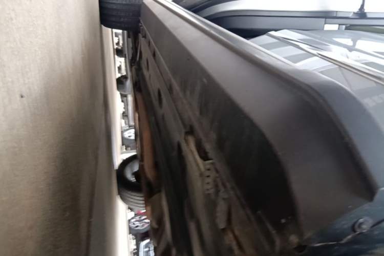 Used Mercedes-Benz GLK-Class 2013 GLK 300 4MATIC Dynamic Sunroof Model Left Side Sill
