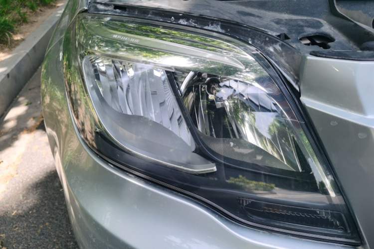 Used Mercedes-Benz GLK-Class 2013 GLK 300 4MATIC Dynamic Sunroof Model Right Front Headlight