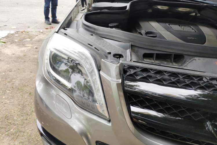 Used Mercedes-Benz GLK-Class 2013 GLK 300 4MATIC Luxury Model Right Front Headlight