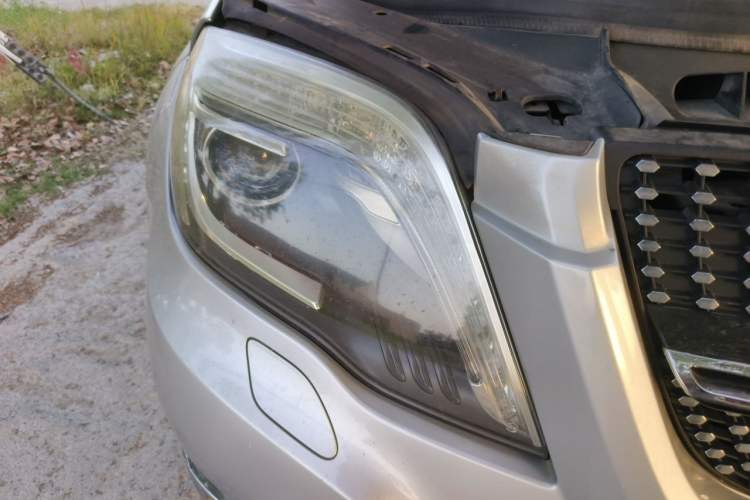 Used Mercedes-Benz GLK-Class 2013 GLK 300 4MATIC Fashion Model Right Front Headlight