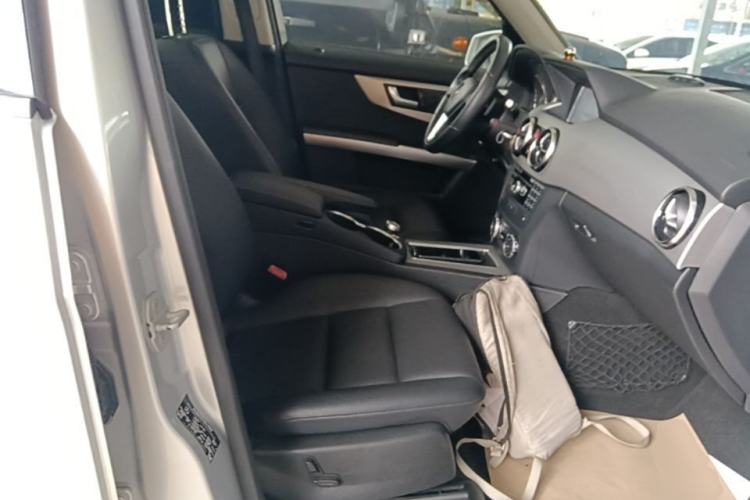Used Mercedes-Benz GLK-Class 2013 GLK 300 4MATIC Dynamic Sunroof Model Right Front Seat