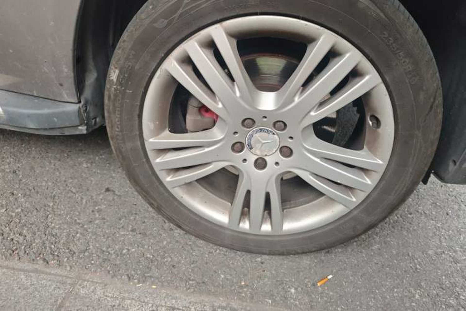 Used Mercedes-Benz GLK-Class 2013 GLK 300 4MATIC Fashion Model Right Front Wheel Hub