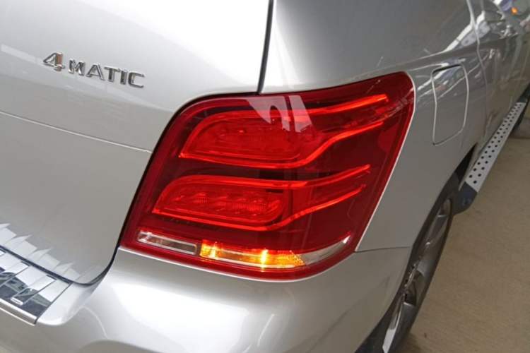 Used Mercedes-Benz GLK-Class 2013 GLK 300 4MATIC Dynamic Sunroof Model Right Rear Taillight