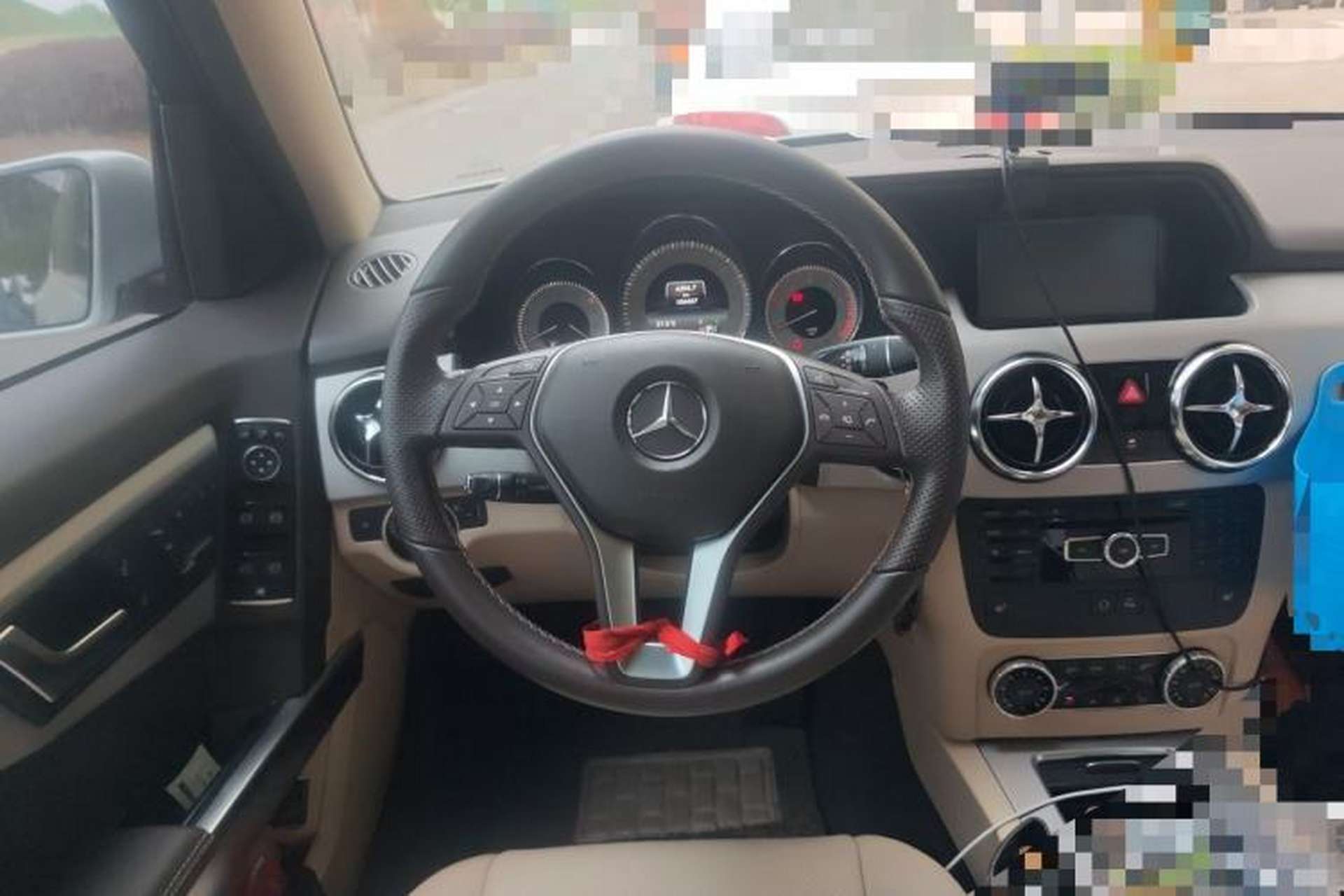 Used Mercedes-Benz GLK-Class 2013 GLK 300 4MATIC Dynamic Sunroof Model Steering Wheel