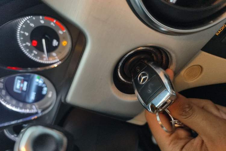 Used Mercedes-Benz GLK-Class 2013 GLK 300 4MATIC Dynamic Edition Vehicle Key