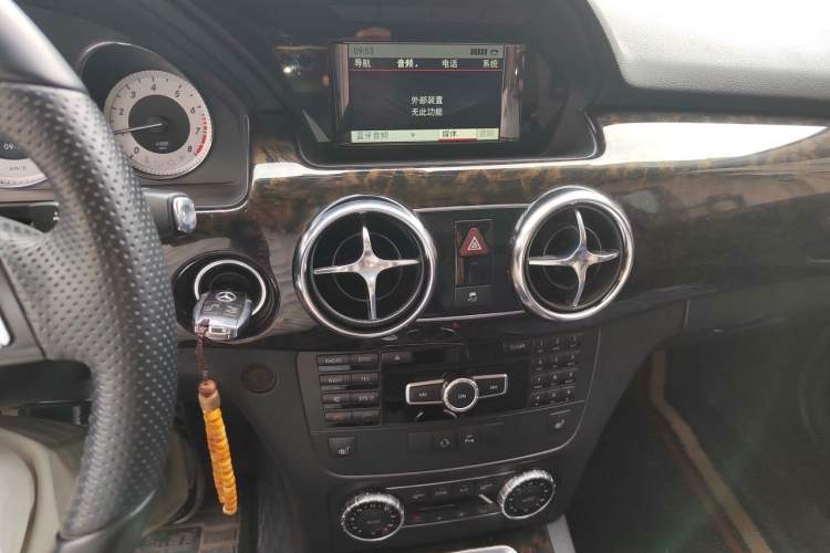 Used Mercedes-Benz GLK-Class 2013 GLK 300 4MATIC Dynamic Sunroof Model Audio And AC Panel