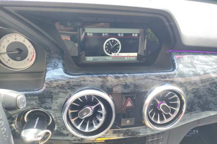 Used Mercedes-Benz GLK-Class 2013 GLK 300 4MATIC Dynamic Sunroof Model Audio And AC Panel