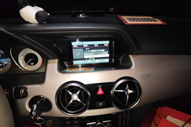 Used Mercedes-Benz GLK-Class 2013 GLK 300 4MATIC Dynamic Sunroof Model Audio And AC Panel
