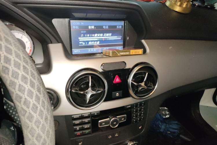Used Mercedes-Benz GLK-Class 2013 GLK 300 4MATIC Dynamic Sunroof Model Audio And AC Panel