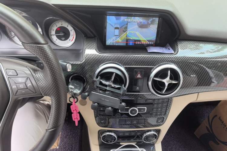 Used Mercedes-Benz GLK-Class 2013 GLK 300 4MATIC Dynamic Sunroof Model Audio And AC Panel