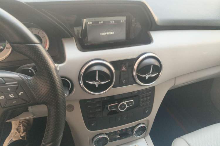 Used Mercedes-Benz GLK-Class 2013 GLK 300 4MATIC Dynamic Sunroof Model Audio And AC Panel