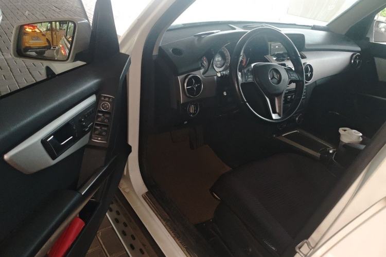 Used Mercedes-Benz GLK-Class 2013 GLK 300 4MATIC Dynamic Sunroof Model Driver Seat