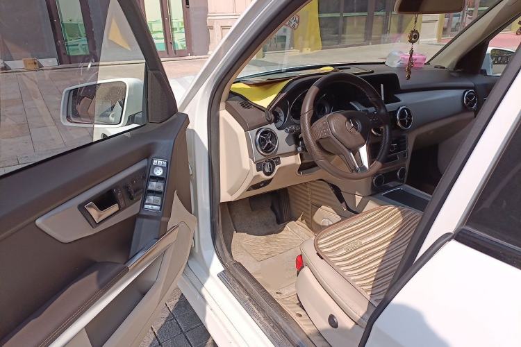 Used Mercedes-Benz GLK-Class 2013 GLK 300 4MATIC Dynamic Edition Driver Seat