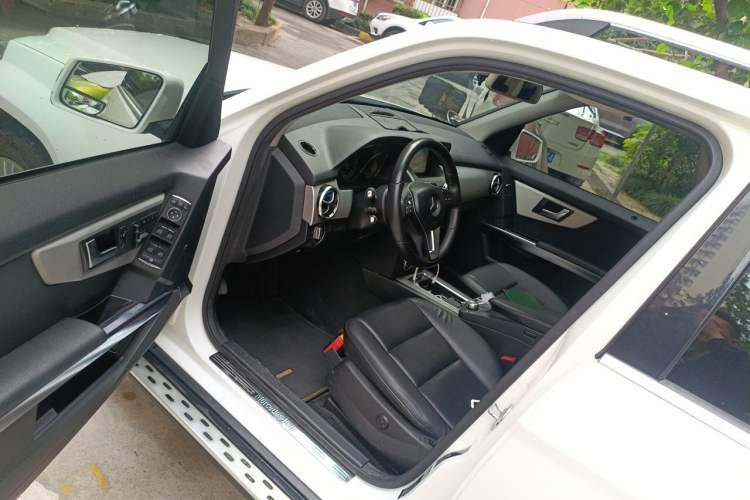 Used Mercedes-Benz GLK-Class 2013 GLK 300 4MATIC Fashion Model Driver Seat