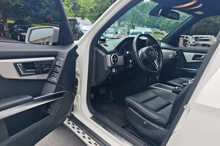 Used Mercedes-Benz GLK-Class 2013 Facelift GLK 300 4MATIC Fashion Edition Driver Seat