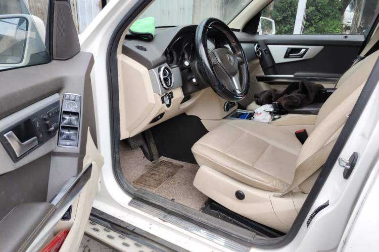 Used Mercedes-Benz GLK-Class 2013 GLK 300 4MATIC Dynamic Sunroof Model Driver Seat