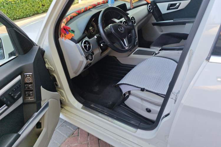 Used Mercedes-Benz GLK-Class 2013 GLK 300 4MATIC Dynamic Sunroof Model Driver Seat