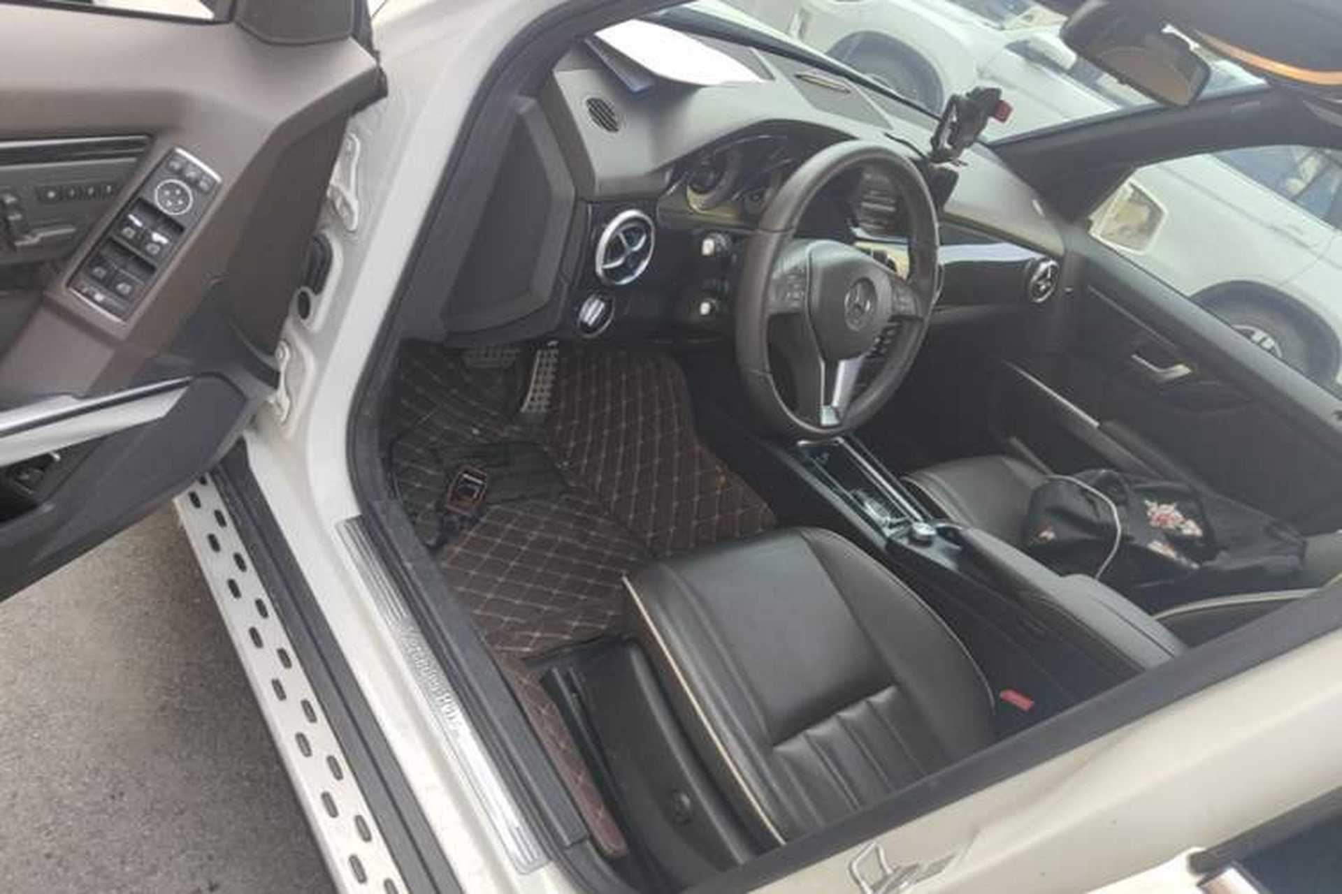 Used Mercedes-Benz GLK-Class 2013 Facelift GLK 300 4MATIC Luxury Edition Driver Seat