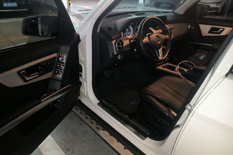Used Mercedes-Benz GLK-Class 2013 GLK 300 4MATIC Dynamic Sunroof Model Driver Seat
