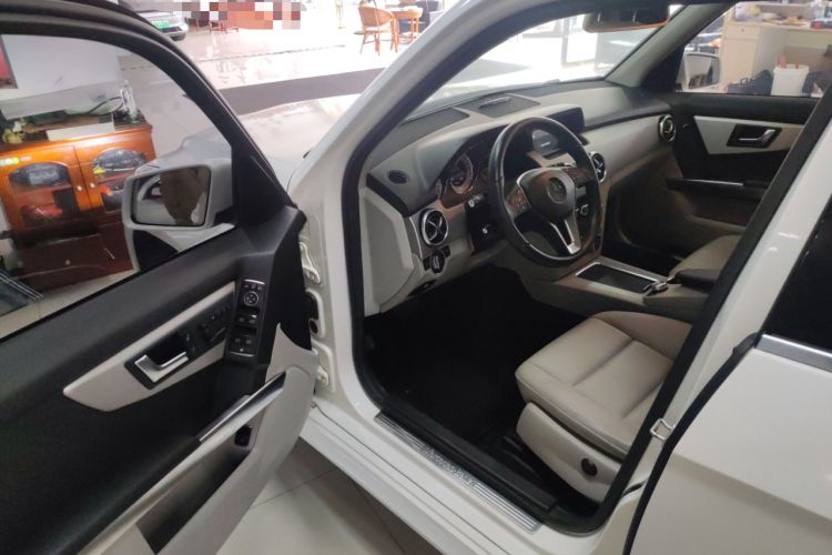 Used Mercedes-Benz GLK-Class 2013 GLK 300 4MATIC Dynamic Sunroof Model Driver Seat