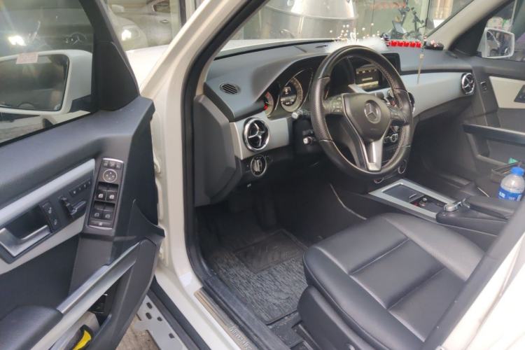 Used Mercedes-Benz GLK-Class 2013 GLK 300 4MATIC Dynamic Sunroof Model Driver Seat