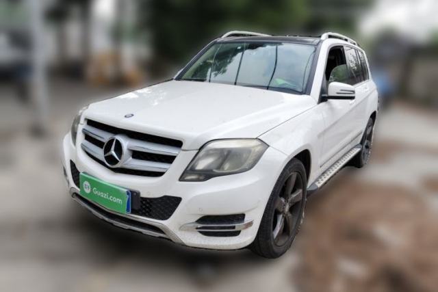 Ojetý Mercedes-Benz GLK-Class 2013 GLK 300 4MATIC Dynamic Sunroof Model