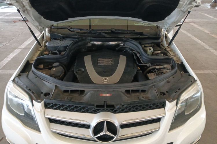 Used Mercedes-Benz GLK-Class 2013 GLK 300 4MATIC Dynamic Sunroof Model Engine Bay