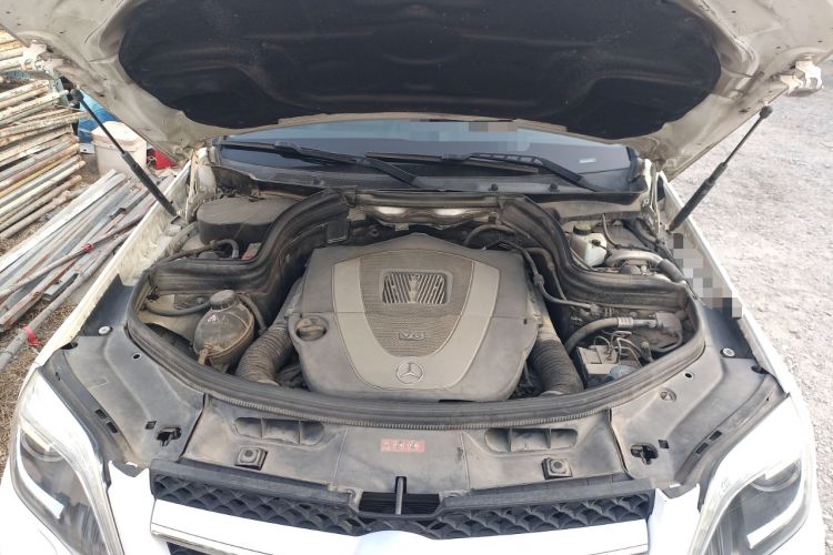 Used Mercedes-Benz GLK-Class 2013 Facelift GLK 300 4MATIC Fashion Edition Engine Bay