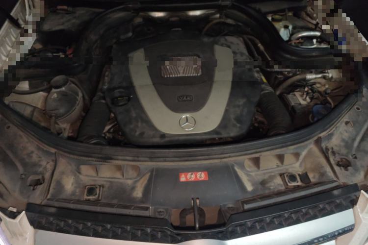 Used Mercedes-Benz GLK-Class 2013 Facelift GLK 300 4MATIC Fashion Edition Engine Bay
