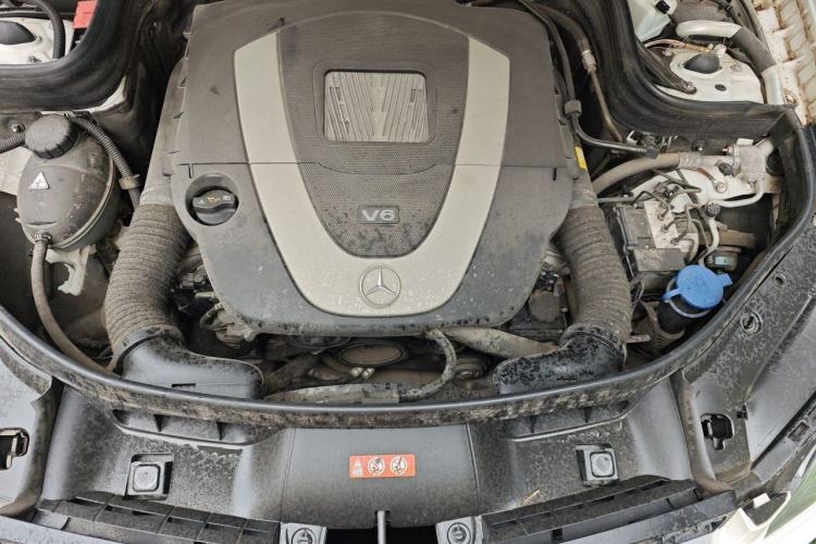 Used Mercedes-Benz GLK-Class 2013 GLK 300 4MATIC Dynamic Edition Engine Bay
