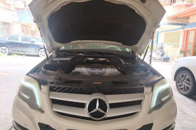Used Mercedes-Benz GLK-Class 2013 GLK 300 4MATIC Dynamic Edition Engine Bay