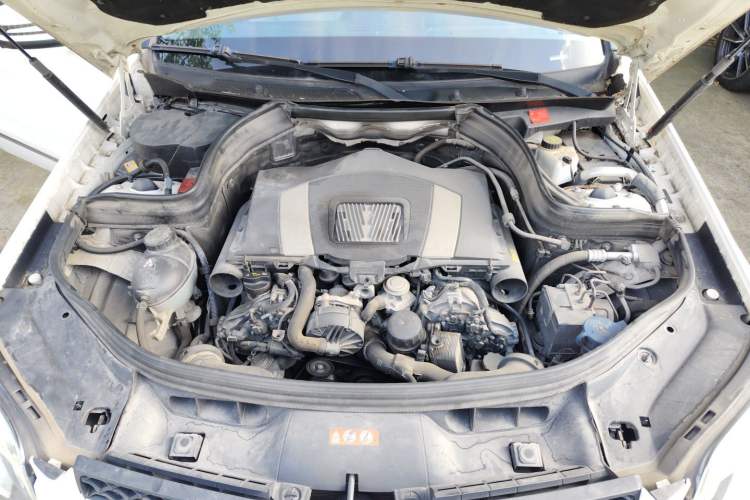 Used Mercedes-Benz GLK-Class 2013 GLK 300 4MATIC Dynamic Sunroof Model Engine Bay