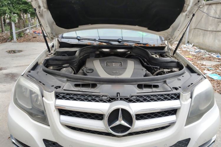 Used Mercedes-Benz GLK-Class 2013 GLK 300 4MATIC Dynamic Sunroof Model Engine Bay