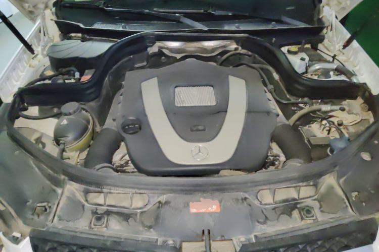 Used Mercedes-Benz GLK-Class 2013 GLK 300 4MATIC Dynamic Sunroof Model Engine Bay