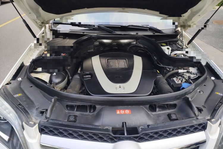 Used Mercedes-Benz GLK-Class 2013 Facelift GLK 300 4MATIC Fashion Edition Engine Bay
