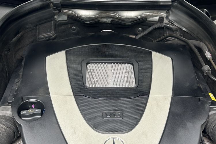 Used Mercedes-Benz GLK-Class 2013 Facelift GLK 300 4MATIC Fashion Edition Engine Bay