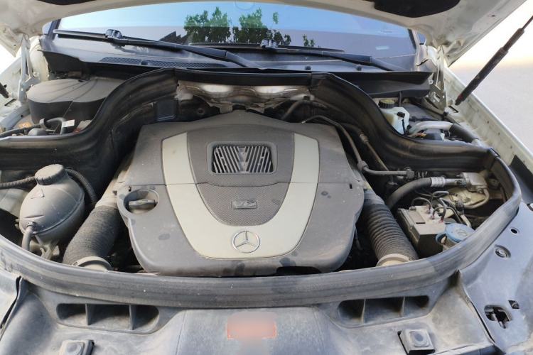 Used Mercedes-Benz GLK-Class 2013 Facelift GLK 300 4MATIC Fashion Edition Engine Bay